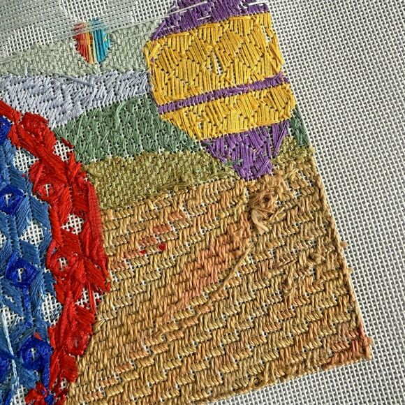 Unfinished 2018 Needlepoint Hot Air Balloons Rainbow 7x7" American Guild Seminar - Picture 9 of 12